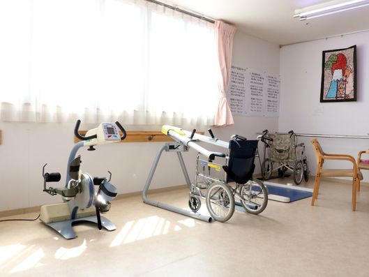 トレーニングマシン