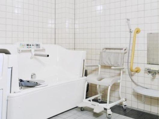 機械浴槽