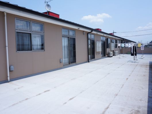 洗濯物を干せるテラス