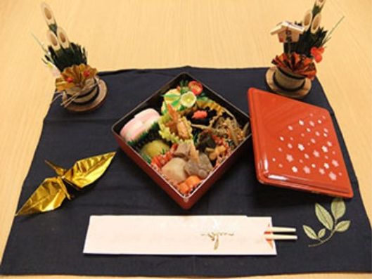 お食事