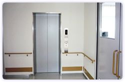 バリアフリーエレベーター設備