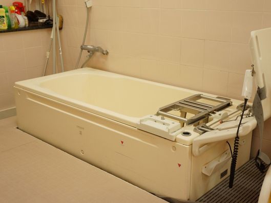 介護浴槽