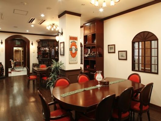 ダイニングバー