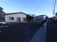静かな住宅街にある施設外観