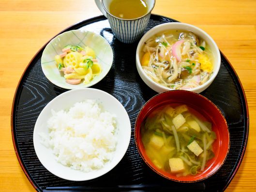 お食事