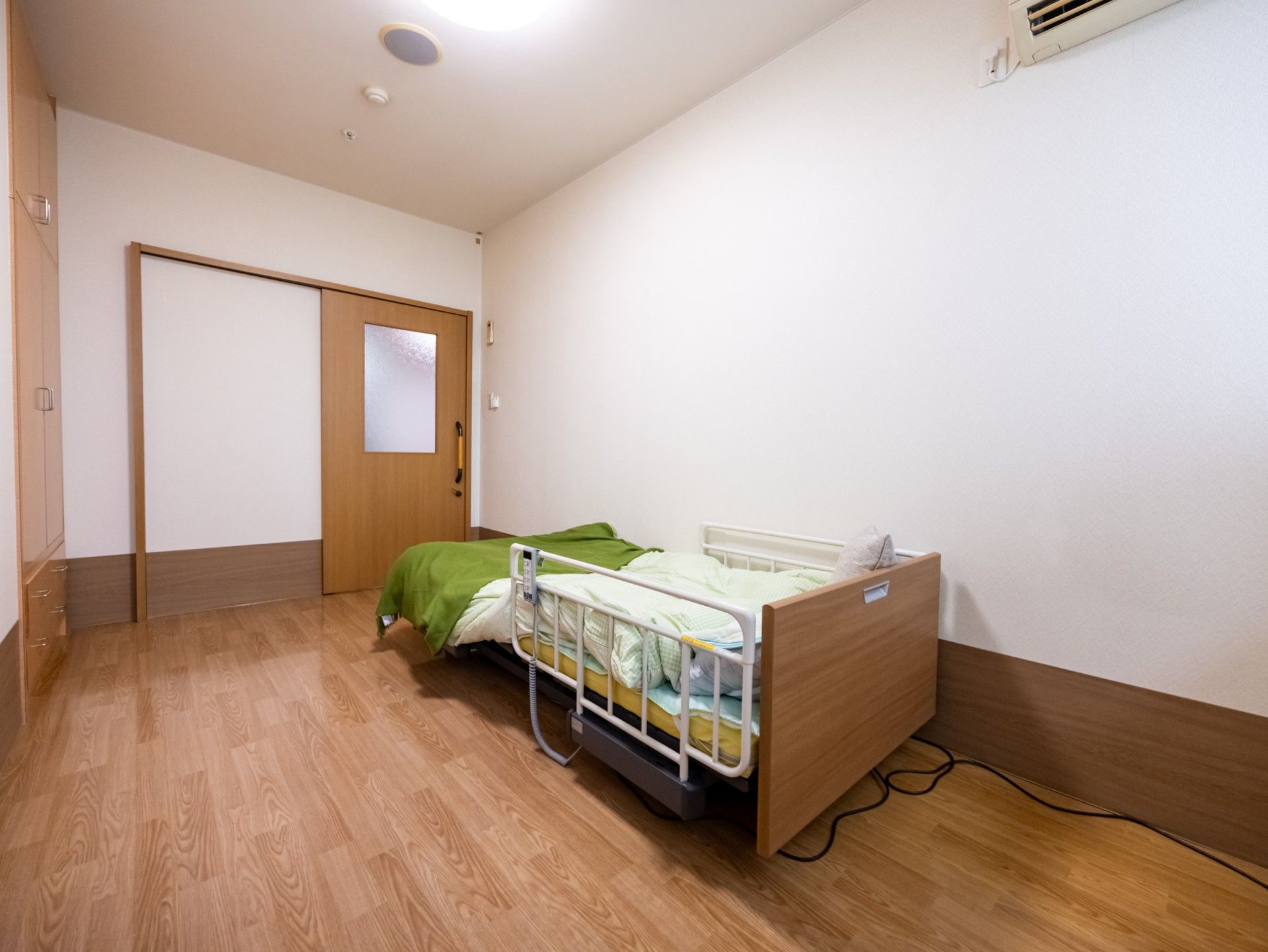 居心地の良い個室の寝室