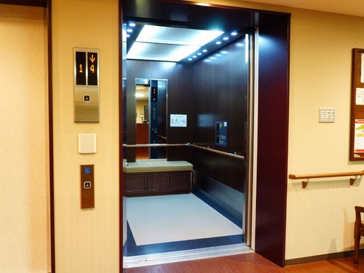 エレベーター
