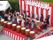 施設では夏祭りのイベントを開催している。地域の小学生による和太鼓の演奏を入居者様にお楽しみいただいている。
