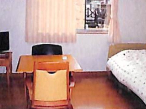 各居室には、入居者様が愛用している品を持ち込むことが可能で、以前と変わらない生活を送ることができる。