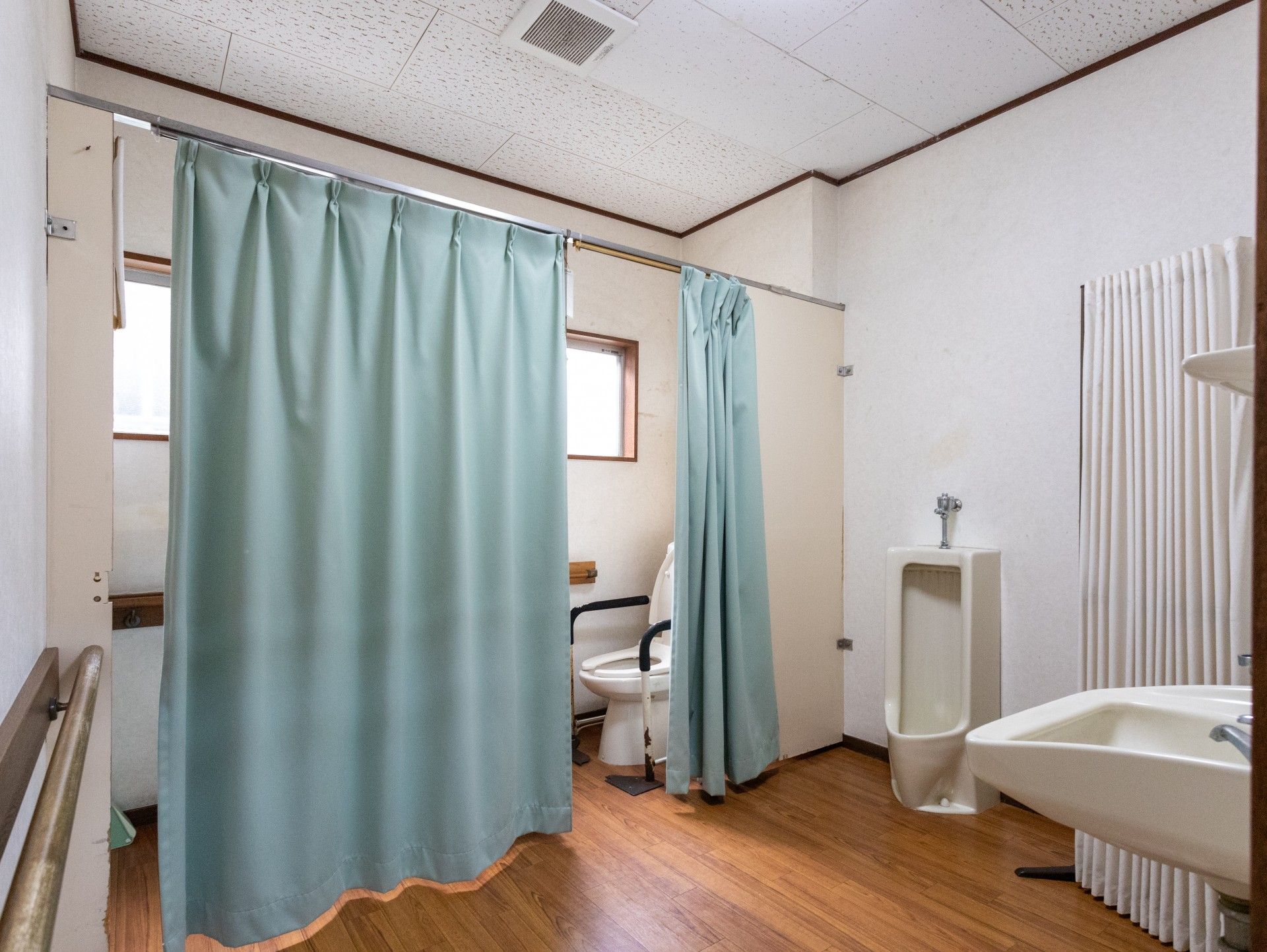 清潔なトイレスペース