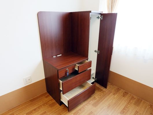 収納キャビネット