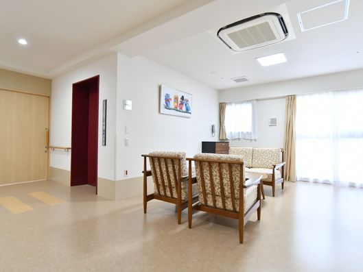 エレベーター周辺