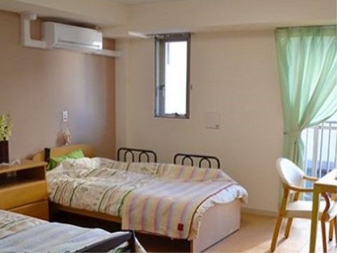 居室タイプは１人部屋のほか、２人部屋も用意されている。ご夫婦そろっての入居をお考えの方はこちらの部屋を選ぶことが多い。