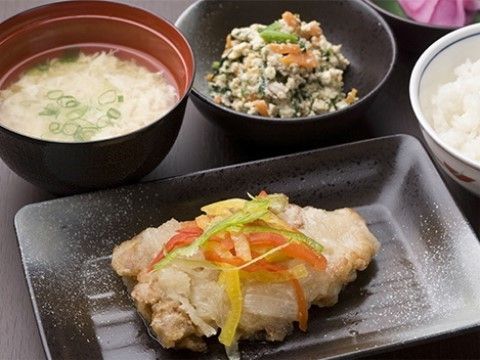 「ココファンふじみ野南」の食事。追加料金なしで刻み食・ミキサー食への変更。