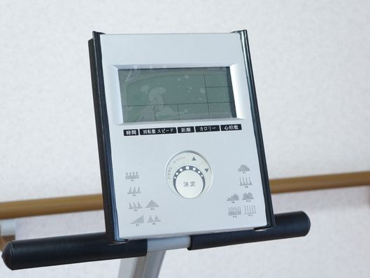 トレーニング機器