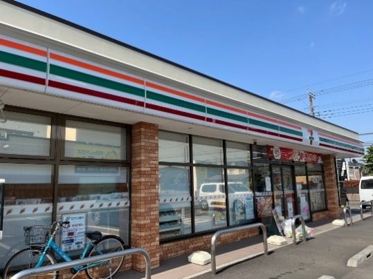 セブンイレブンの外観