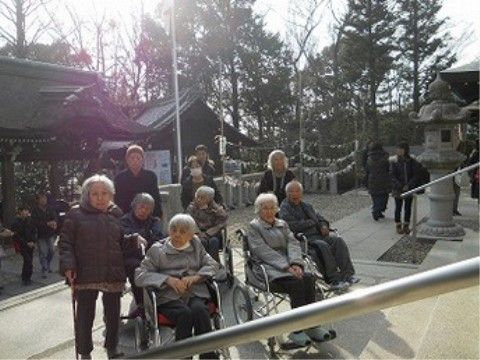 階段にいる入居者