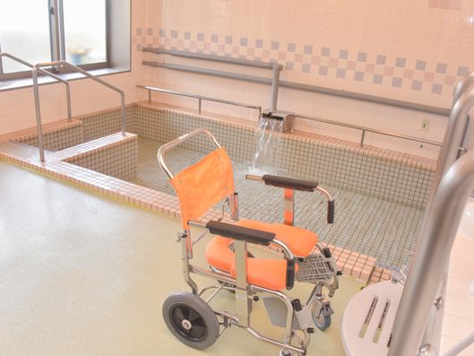 浴室用の車イス