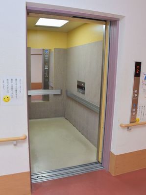 エレベーター
