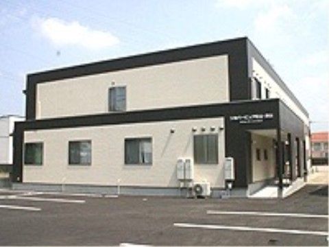 「シルバーピュア松山・衣山」外観