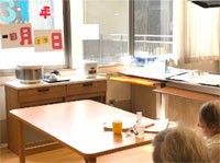 明るい共有キッチン