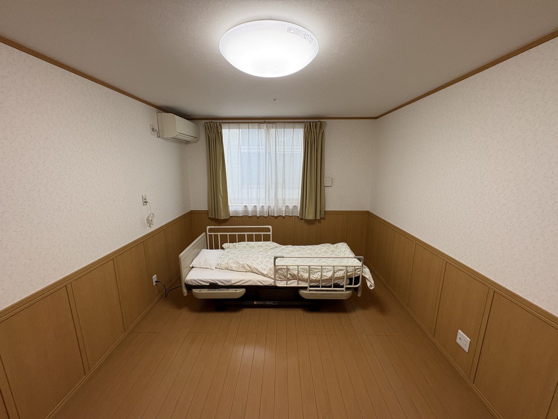 落ち着いた雰囲気の個室