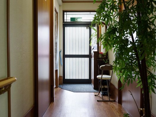 和を意識した通路