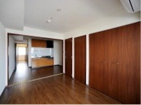 このタイプの居室にはより快適に過ごしていただくために、クローゼット、ミニキッチン、和室などを追加している。
