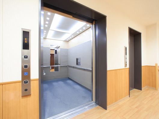 エレベーター