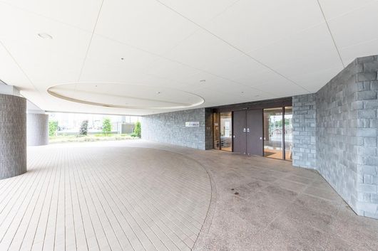 外観エントランス