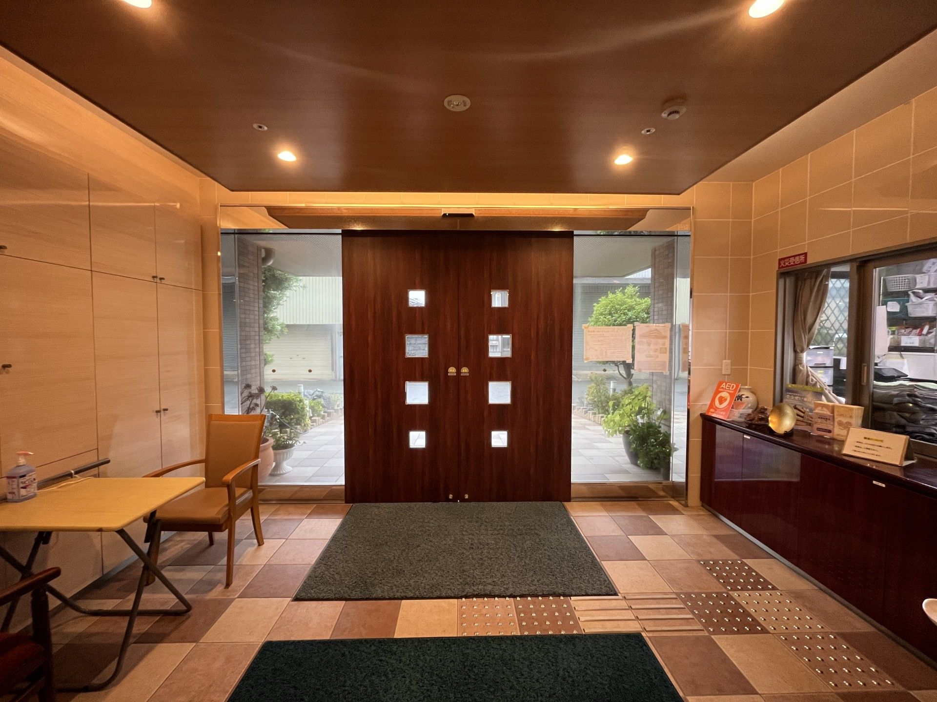 落ち着いた雰囲気の玄関