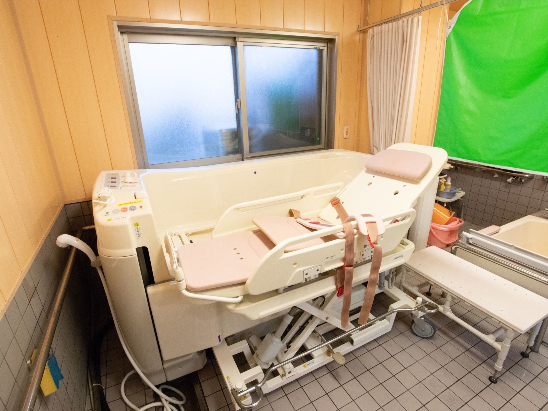 介助浴槽（未使用）軽い‼︎ ヘルパー入浴にも使えます！