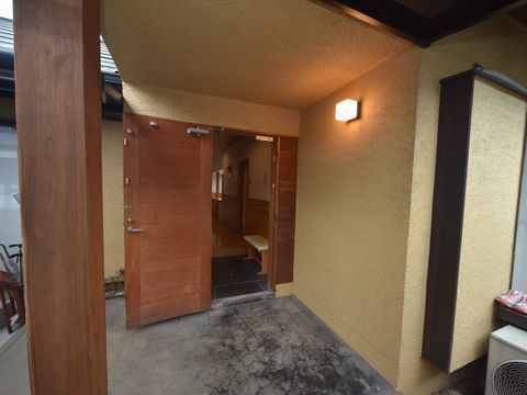 生活支援ハウス バンビちゃんの管理体制。館内への出入りはスタッフが常にモニターしていますので、安心してお過ごしください。