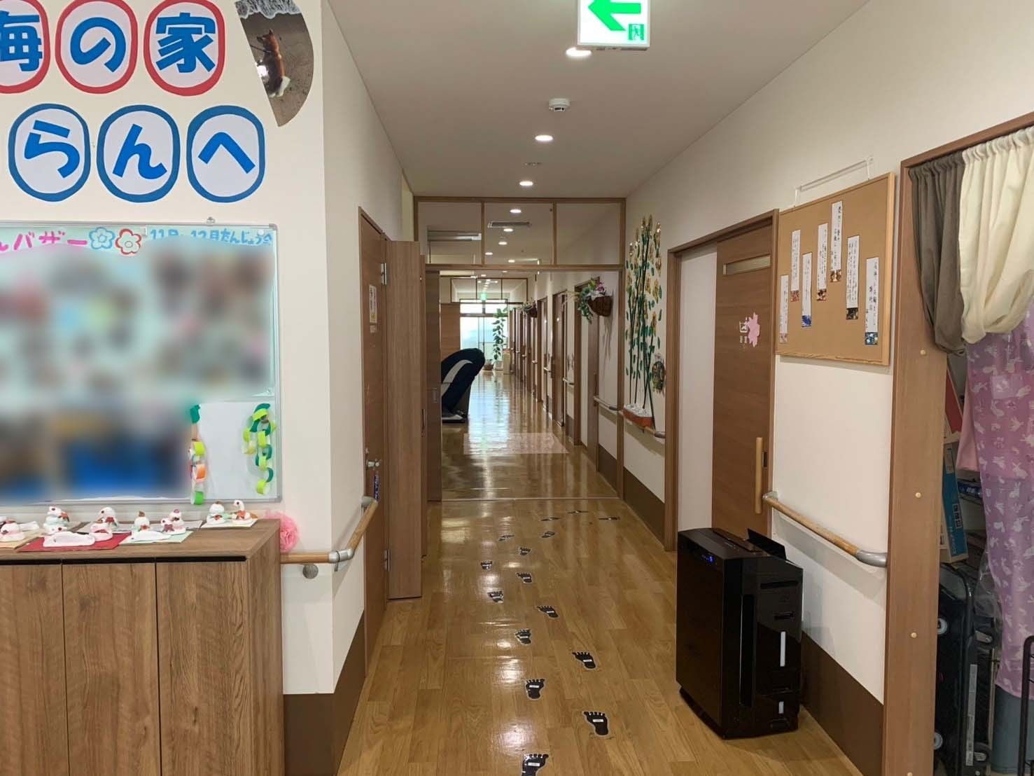 明るい廊下