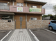 介護施設の外観と周辺風景