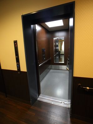 エレベーター