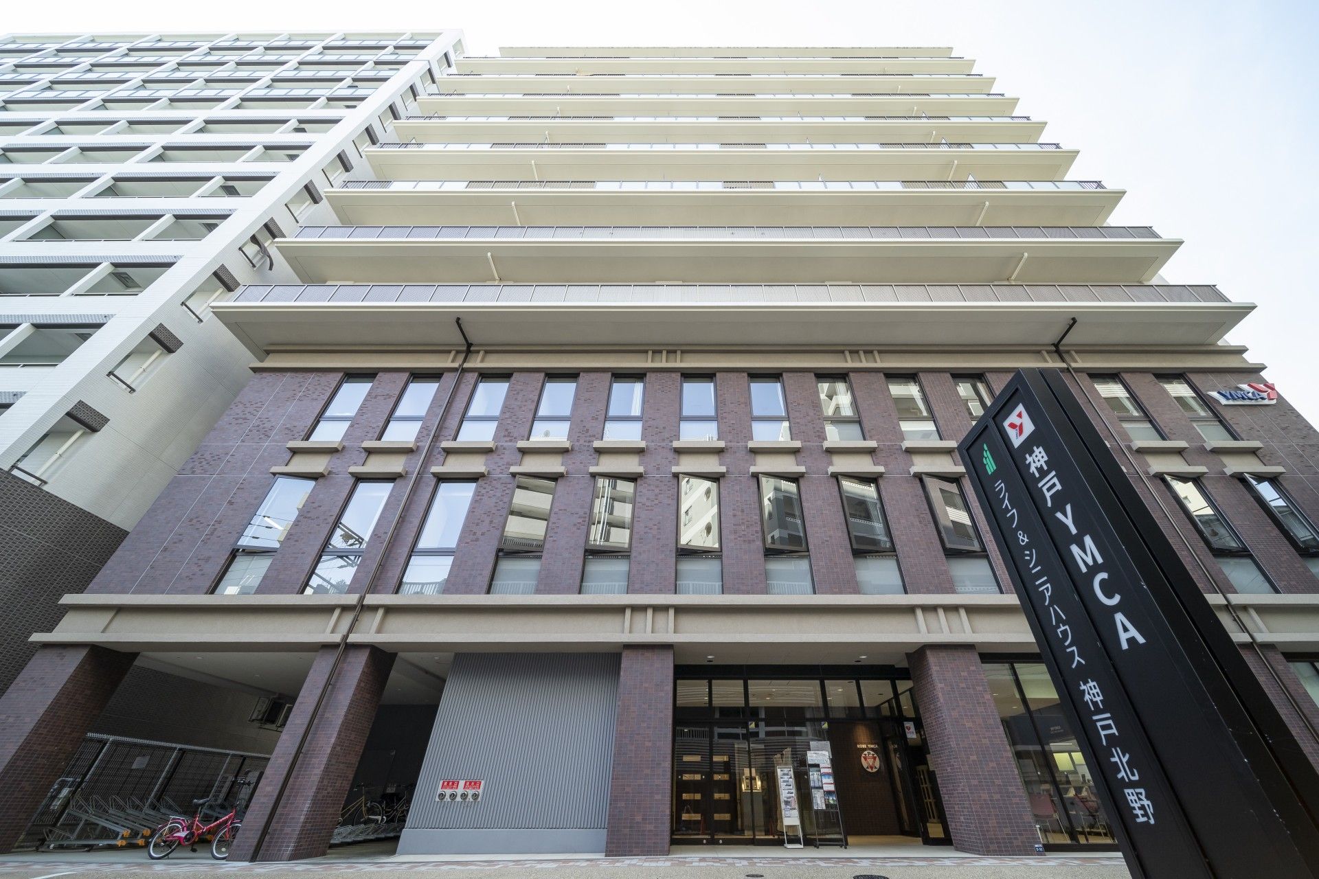 高層建物の外観