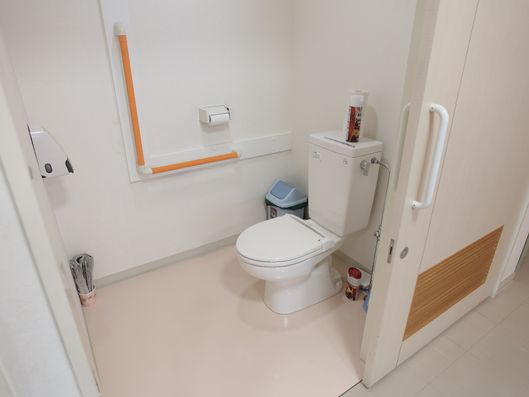 バリアフリートイレ