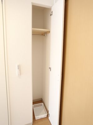 居室の造り付け収納クローゼット