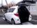 施設が保有している白の専用車である。スロープが準備されているので、車椅子をご利用のまま乗り降りできる。