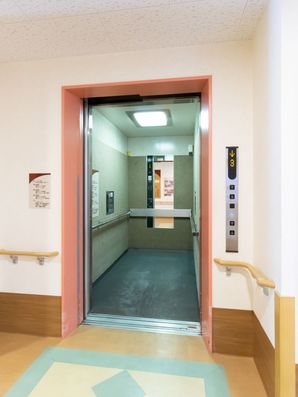 エレベーター
