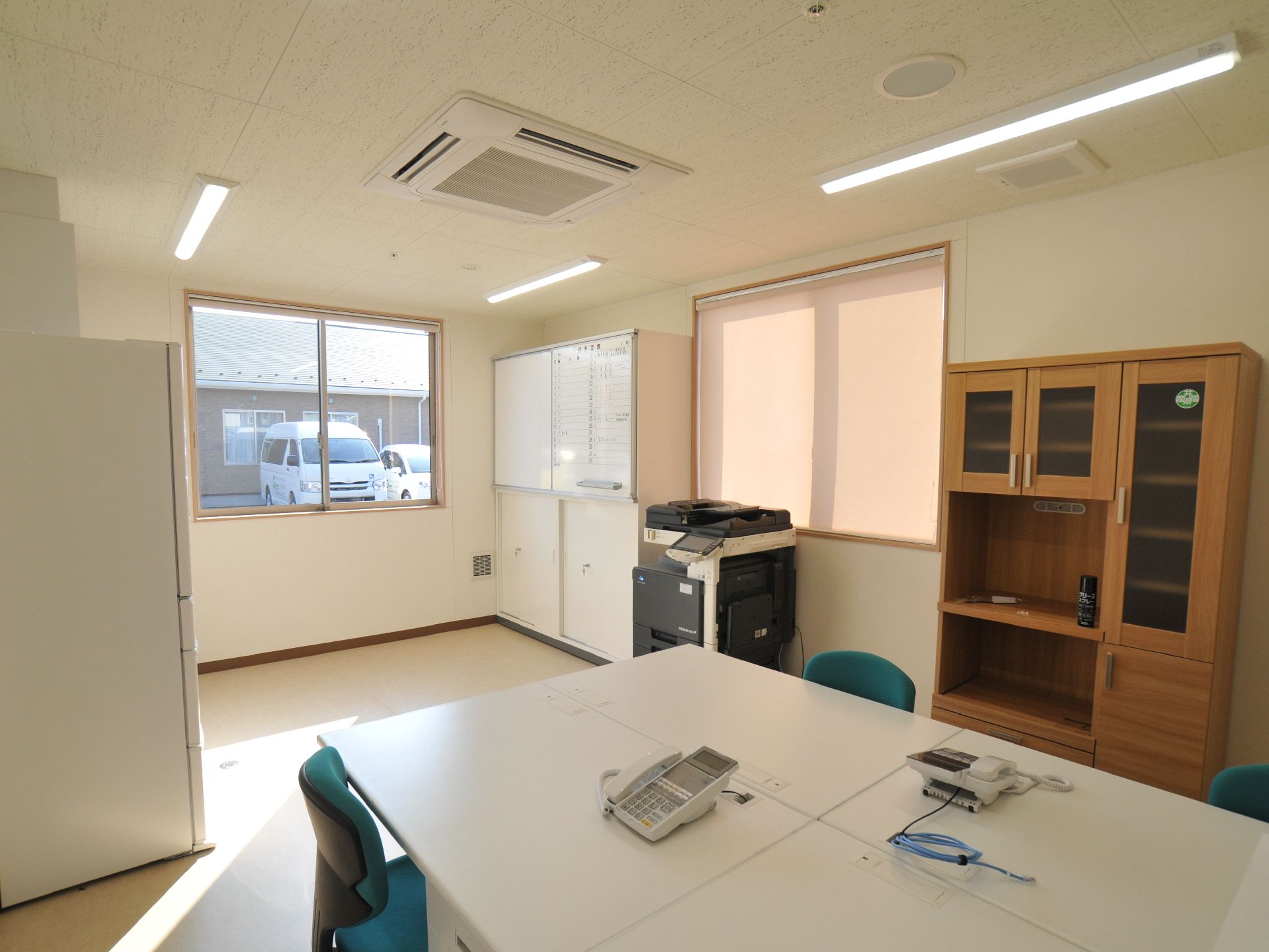 充実したケアでご負担を取り除き、健康的な生活を送っていただけるように、常駐する職員がサポートいたします。