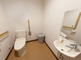 介護施設の居室内トイレの様子