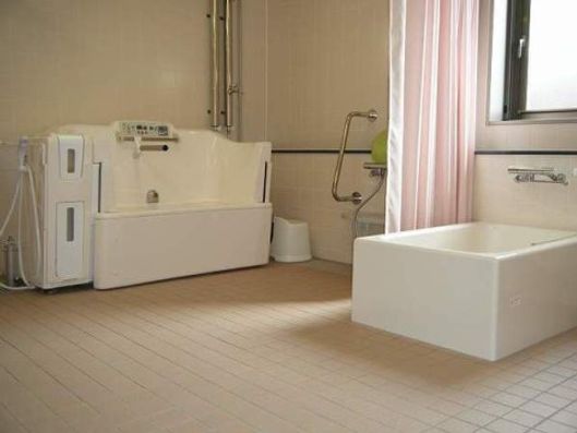 機械浴室