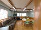 広々とした明るい共有スペース