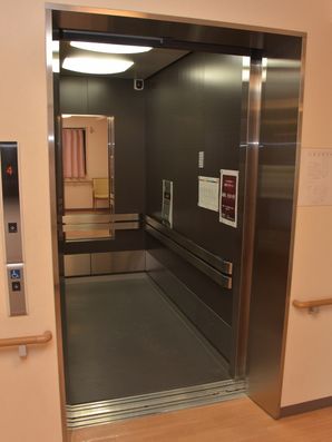 エレベーター