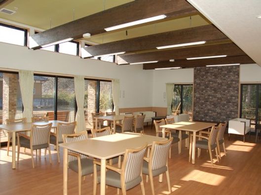 食堂兼リビングルーム