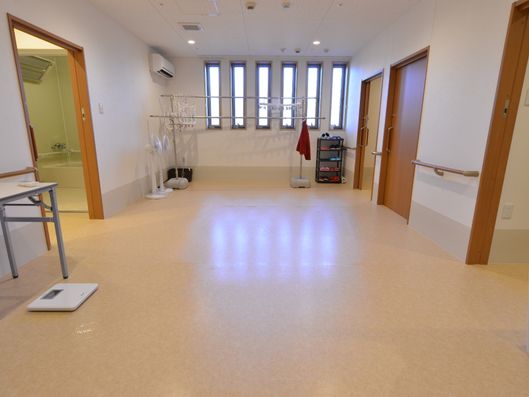 浴室前のスペース