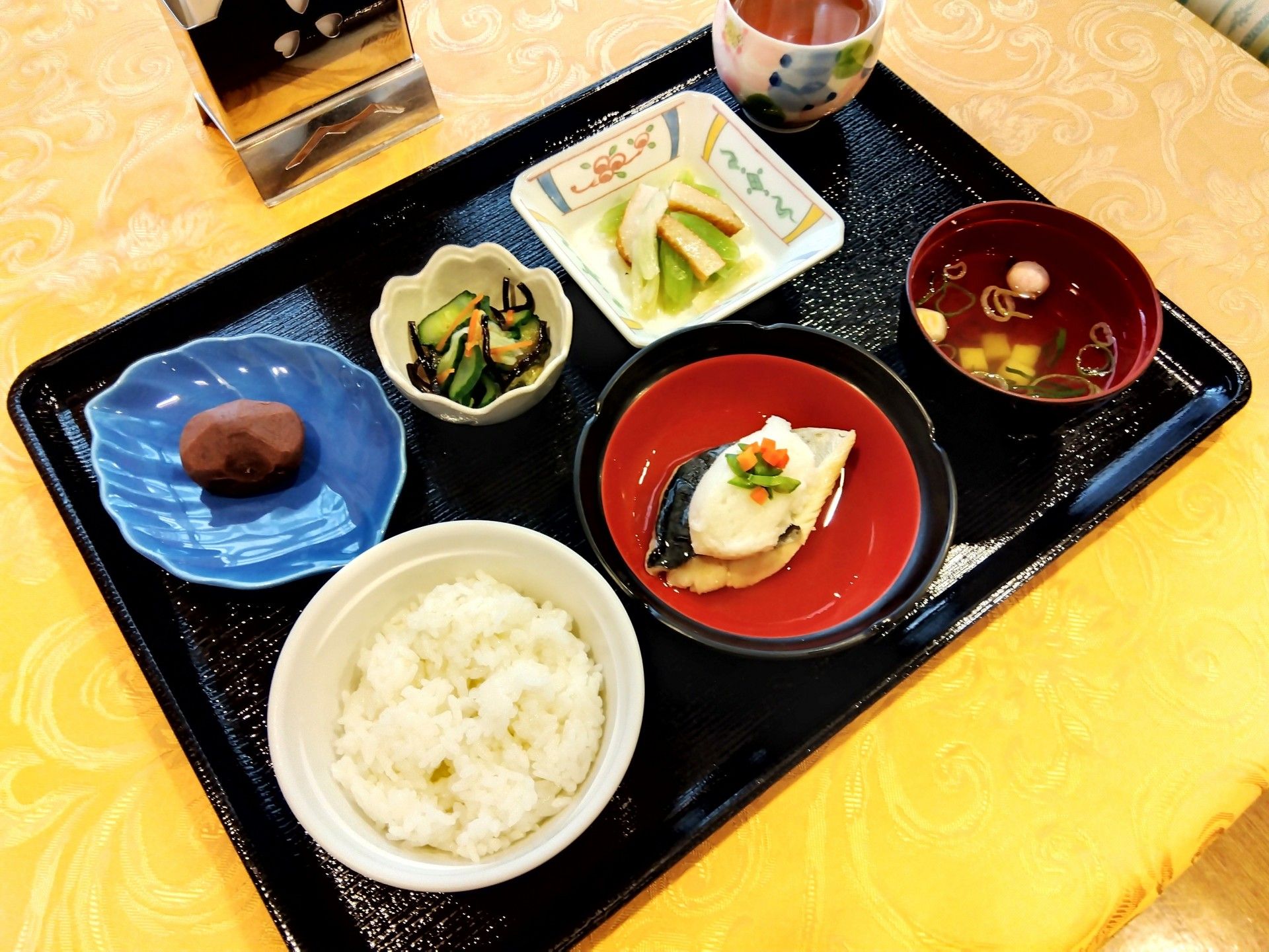 彩り豊かな和食膳