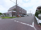 静かな街角の外観